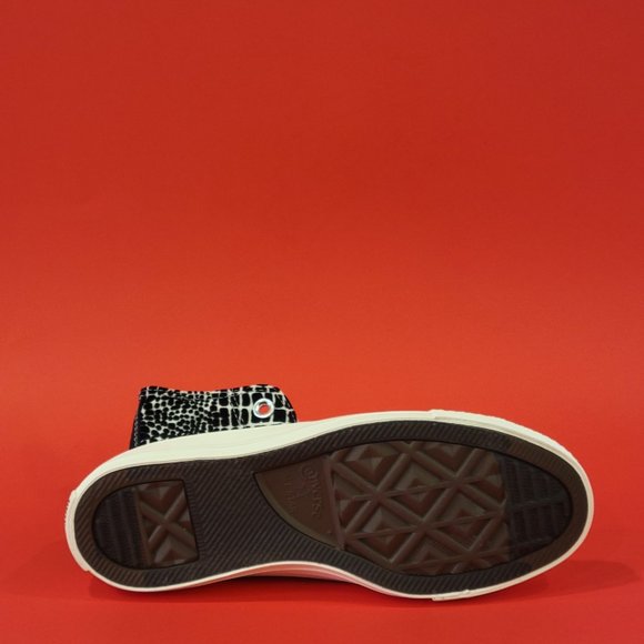 Converse CTAS High Top Digital Daze Women's Sneakers 570311F NWT - Picture 4 of 6